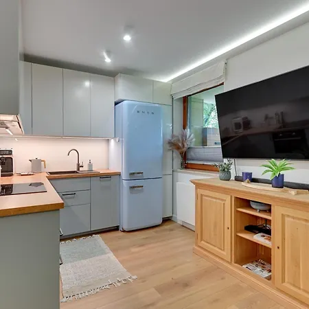 Oliwa Park By Blue Mandarin