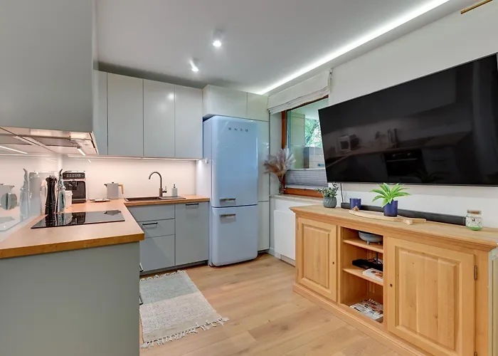 Oliwa Park By Blue Mandarin