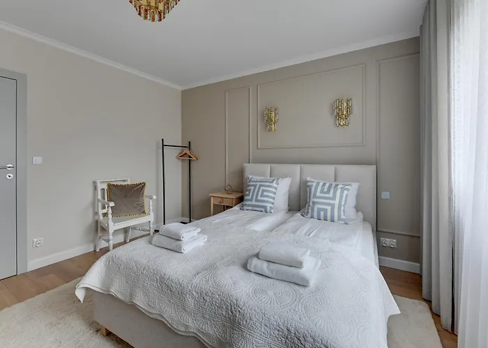 Oliwa Park By Blue Mandarin * Gdańsk