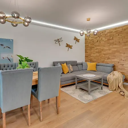 Oliwa Park By Blue Mandarin *